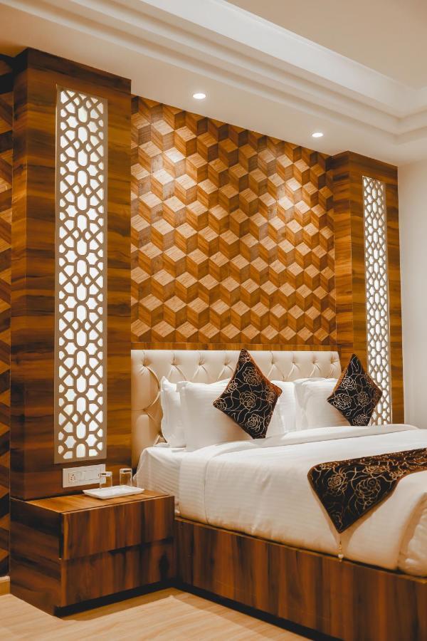 The Orlov Hotel Pānīpat Dış mekan fotoğraf