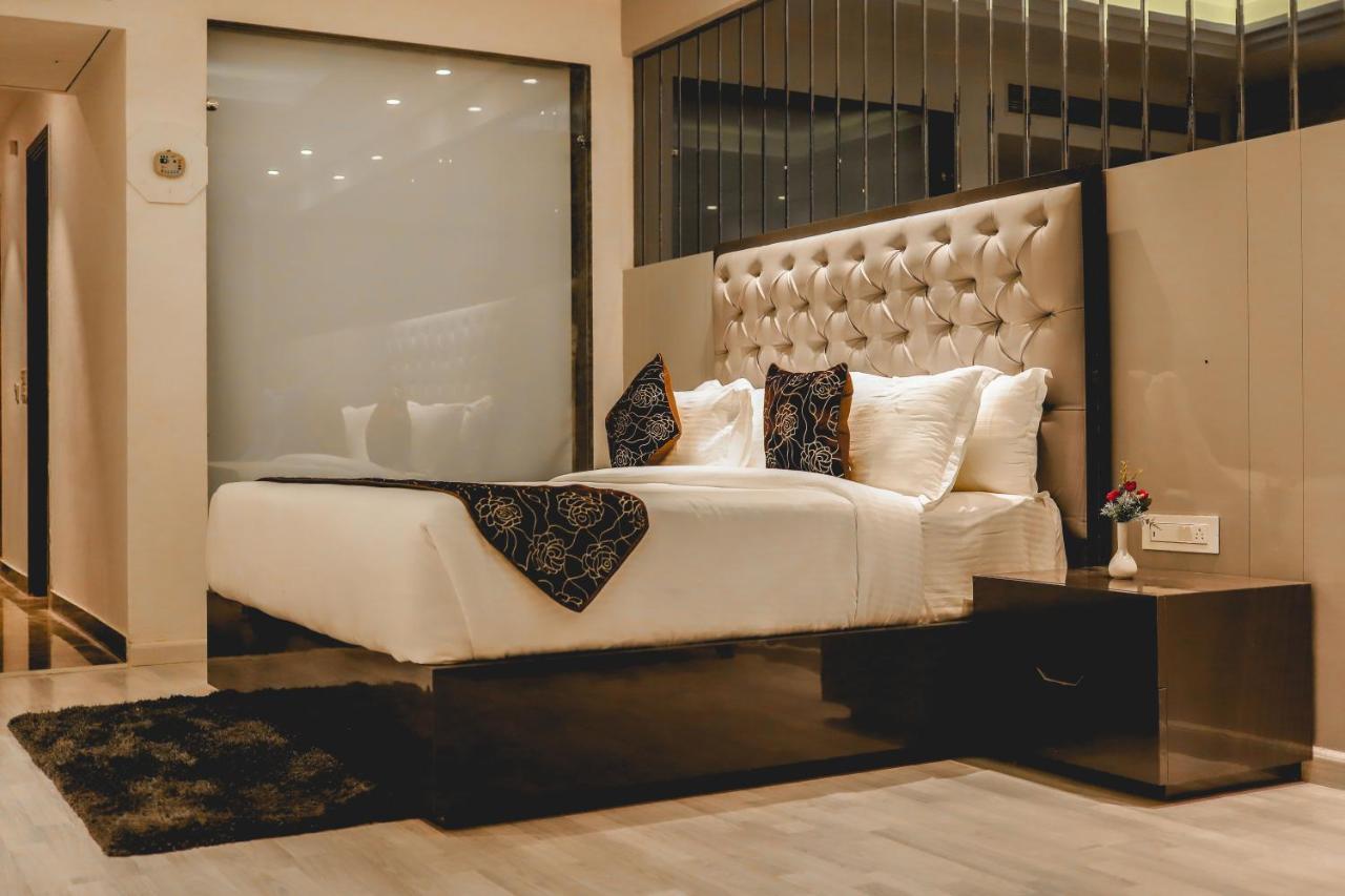 The Orlov Hotel Pānīpat Dış mekan fotoğraf