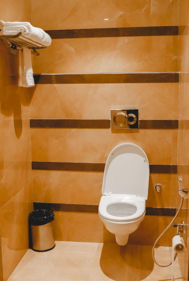 The Orlov Hotel Pānīpat Dış mekan fotoğraf